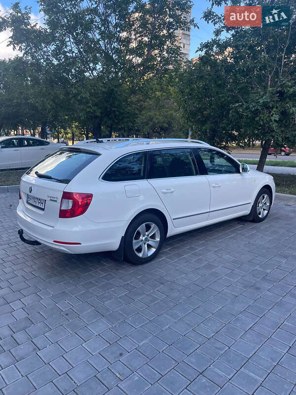 Универсал Skoda Superb 2013 в Одессе фото 10 Универсал Skoda Superb 2013 в Одессе