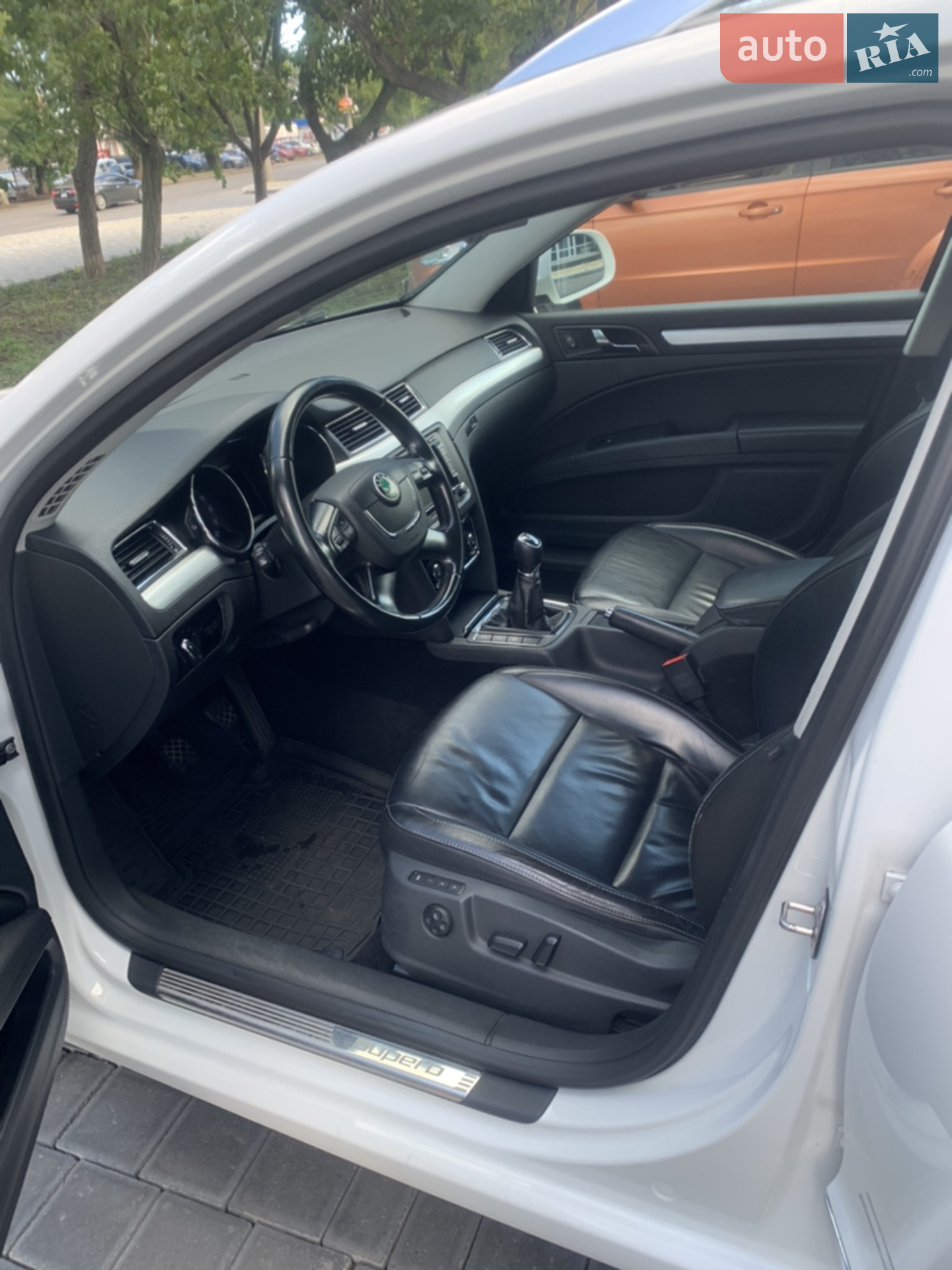 2013 Skoda Superb - мініатюра 21