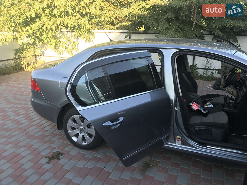 Лифтбек Skoda Superb 2009 в Кременчуге