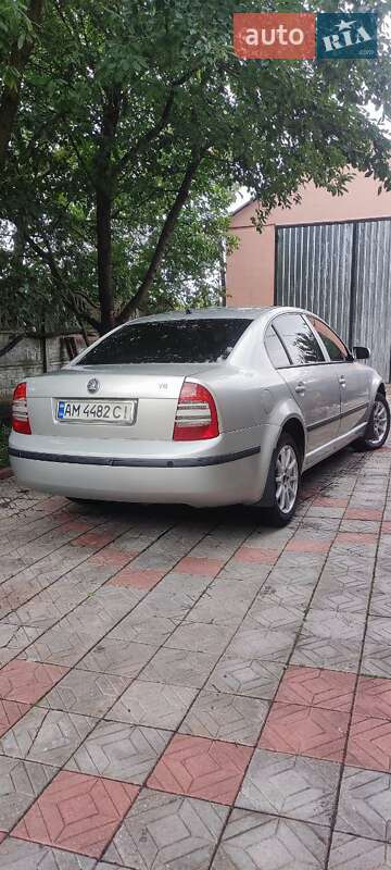 Лифтбек Skoda Superb 2003 в Бердичеве