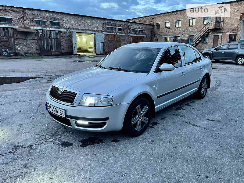 Ліфтбек Skoda Superb 2004 в Білопіллі