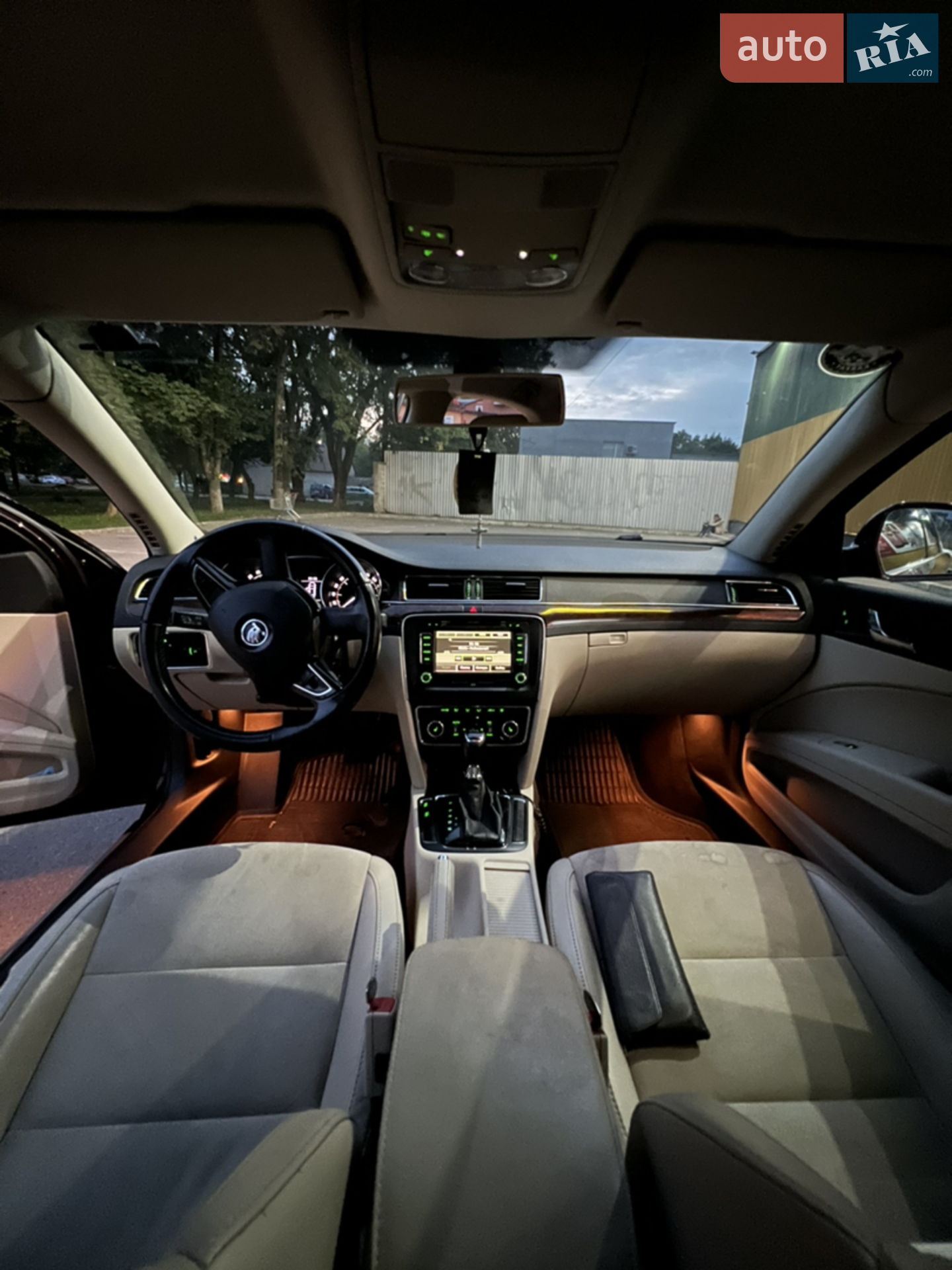 2013 Skoda Superb - мініатюра 15
