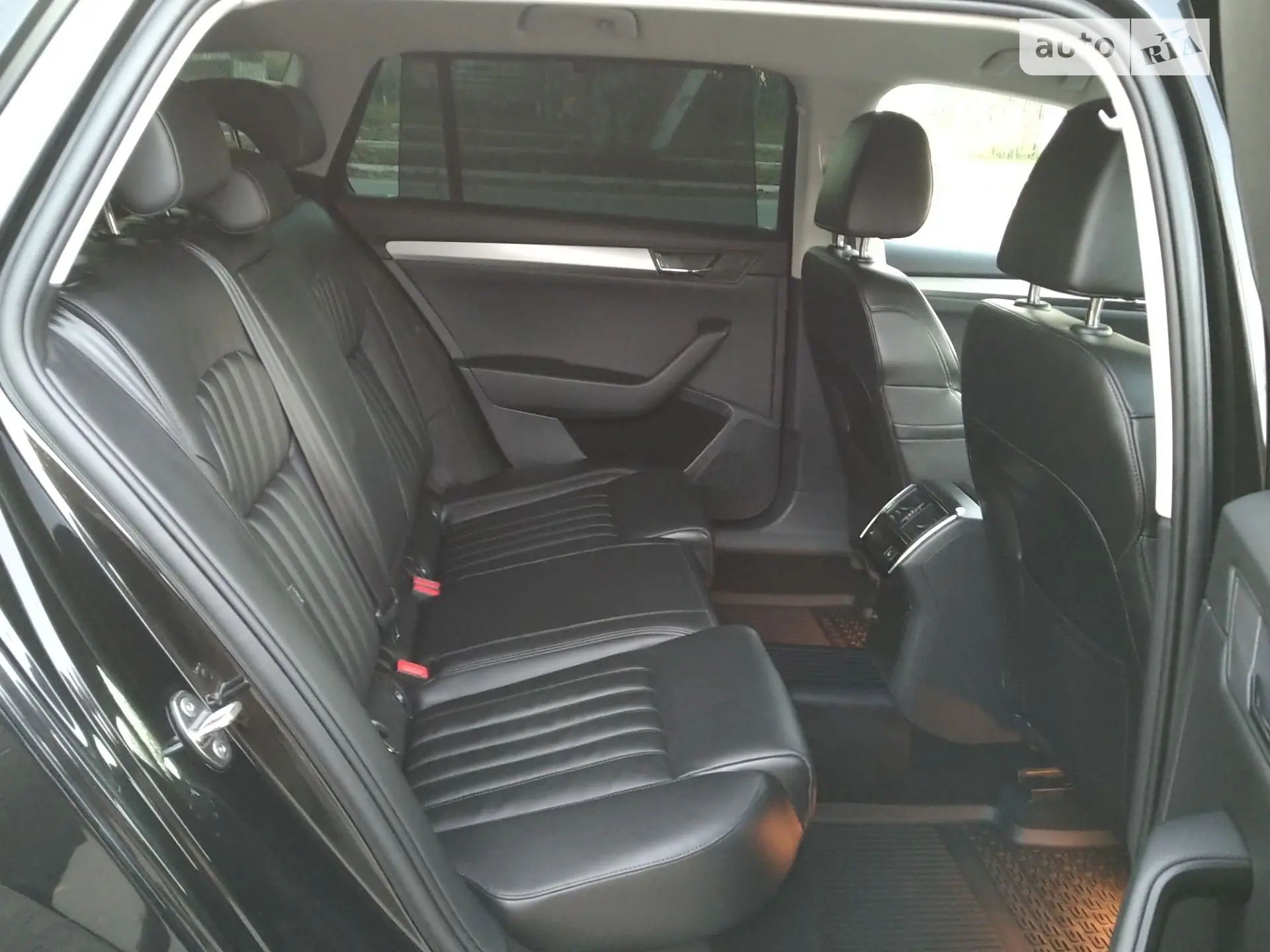 2018 Skoda Superb - мініатюра 23