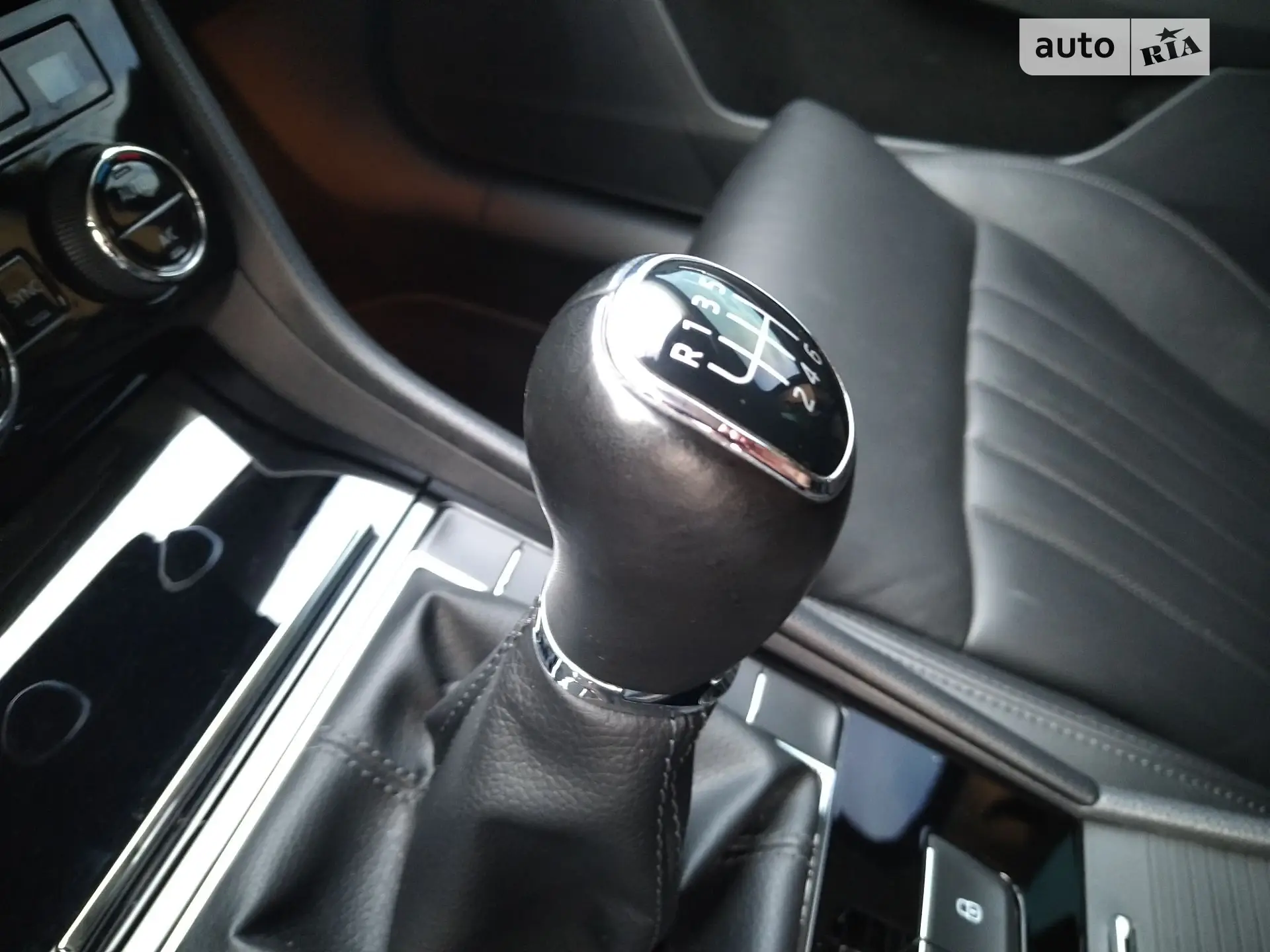 2018 Skoda Superb - мініатюра 120