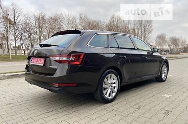 Универсал Skoda Superb 2018 в Белой Церкви