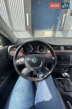 Лифтбек Skoda Superb 2008 в 
