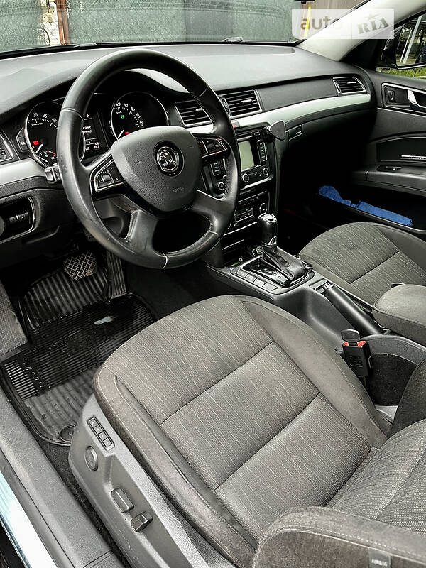 Универсал Skoda Superb 2015 в Долинской