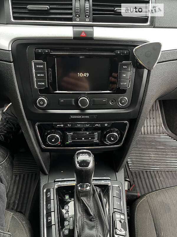 Универсал Skoda Superb 2015 в Долинской