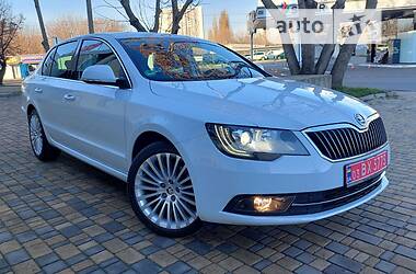 Лифтбек Skoda Superb 2015 в Одессе