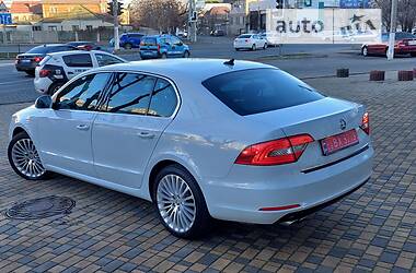 Лифтбек Skoda Superb 2015 в Одессе