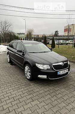Универсал Skoda Superb 2013 в Львове