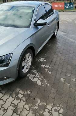 Ліфтбек Skoda Superb 2017 в Ужгороді