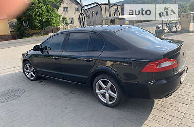 Лифтбек Skoda Superb 2011 в Перечине