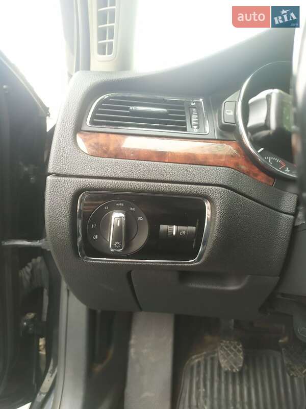 Ліфтбек Skoda Superb 2011 в Львові