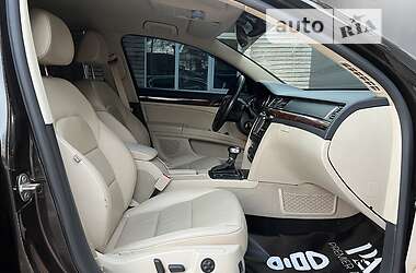 Лифтбек Skoda Superb 2012 в 