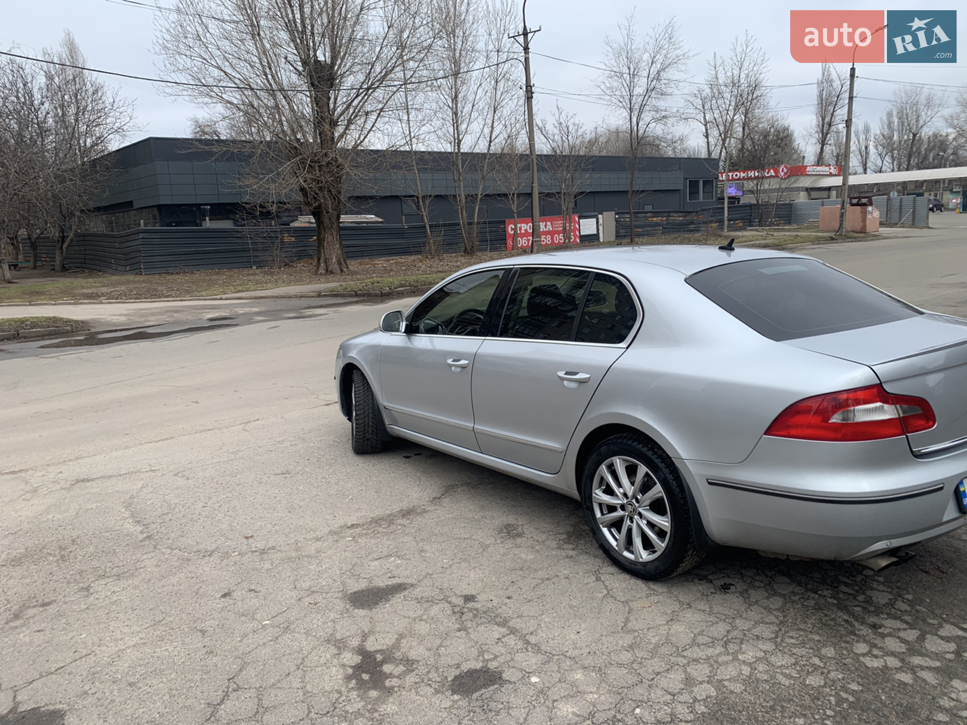 2010 Skoda Superb - мініатюра 3