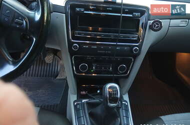 Универсал Skoda Superb 2011 в 