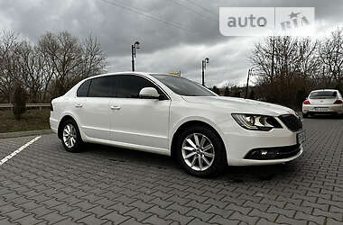 Ліфтбек Skoda Superb 2014 в Хмельницькому