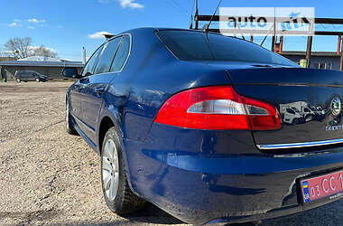 Лифтбек Skoda Superb 2009 в 