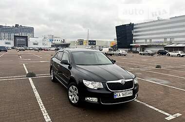 Лифтбек Skoda Superb 2011 в Житомире