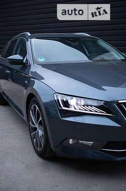 Универсал Skoda Superb 2017 в 