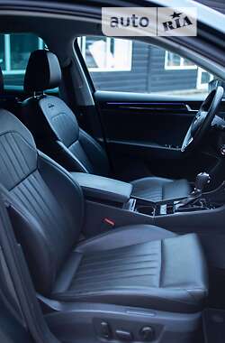 Универсал Skoda Superb 2017 в 