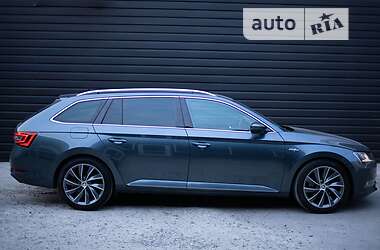 Универсал Skoda Superb 2017 в 