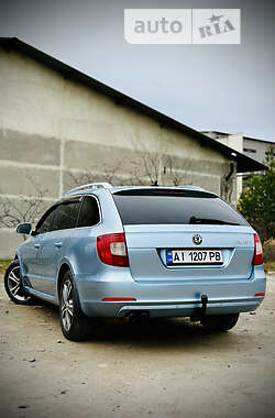 Универсал Skoda Superb 2013 в 