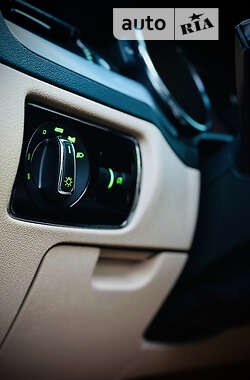 Универсал Skoda Superb 2013 в 