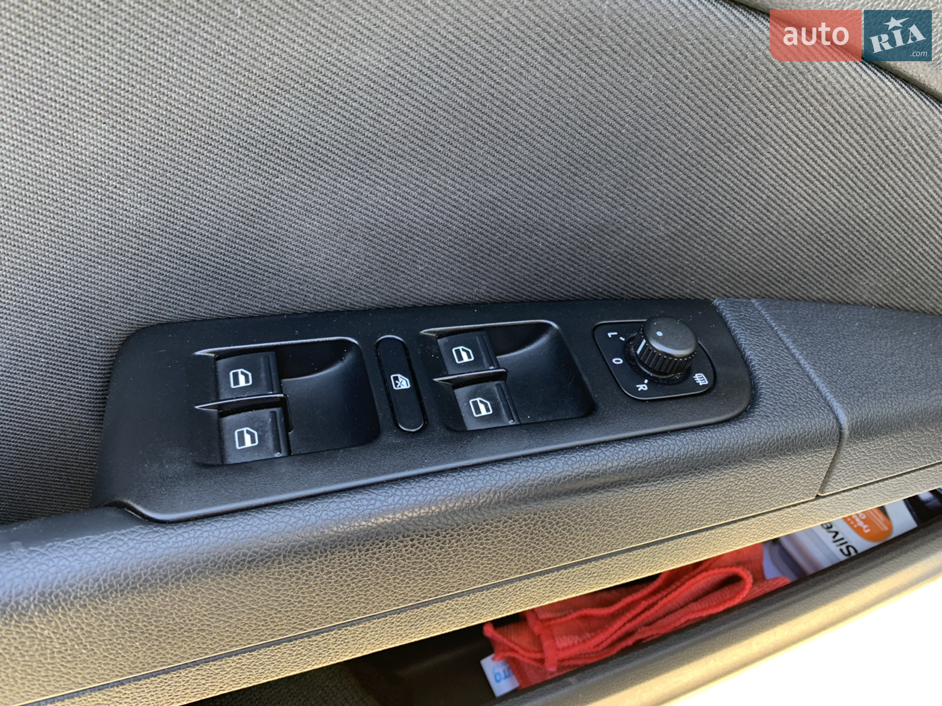 2011 Skoda Superb - мініатюра 22