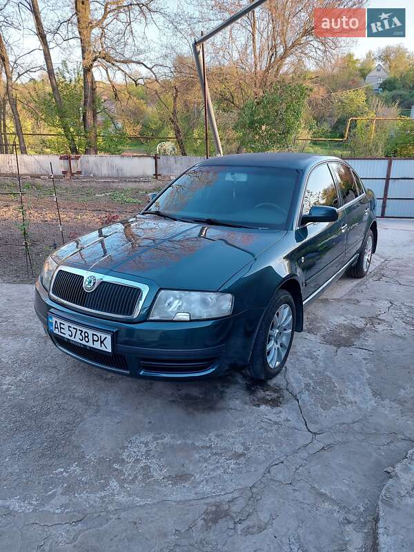 Лифтбек Skoda Superb 2005 в Днепре