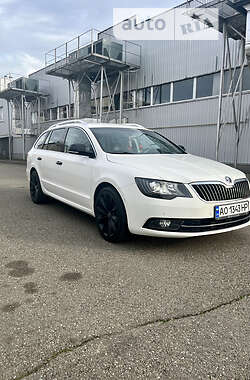 Универсал Skoda Superb 2010 в Иршаве