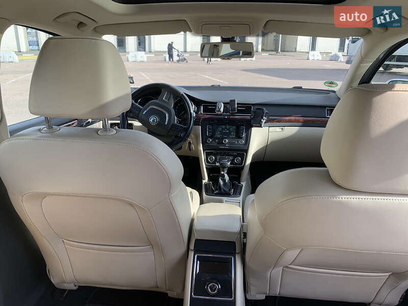 Універсал Skoda Superb 2010 в Стрию фото 17 Універсал Skoda Superb 2010 в Стрию