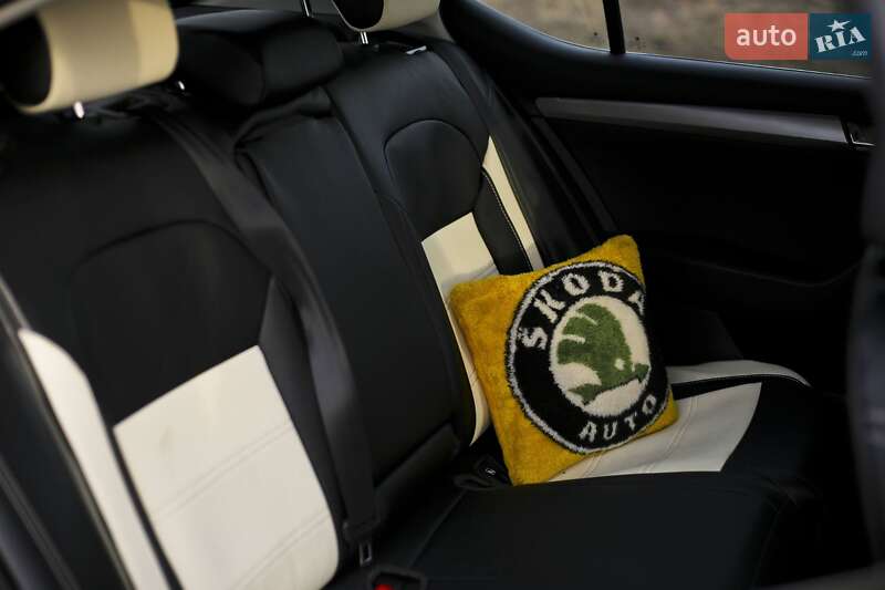 Лифтбек Skoda Superb 2016 в Новой Одессе