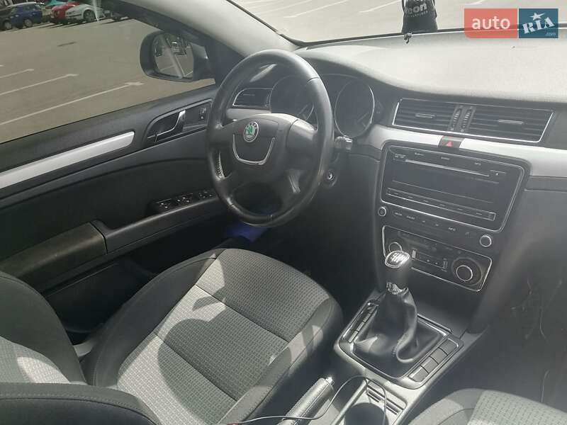 Лифтбек Skoda Superb 2013 в Сумах