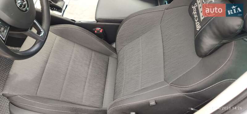 Универсал Skoda Superb 2017 в Самборе
