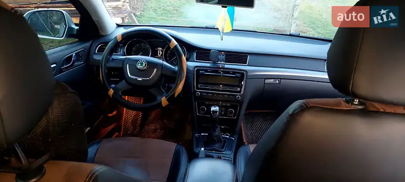 Skoda Superb 2012