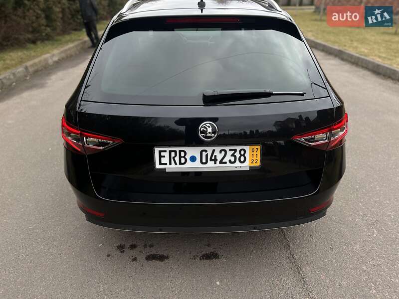 Универсал Skoda Superb 2017 в Ровно