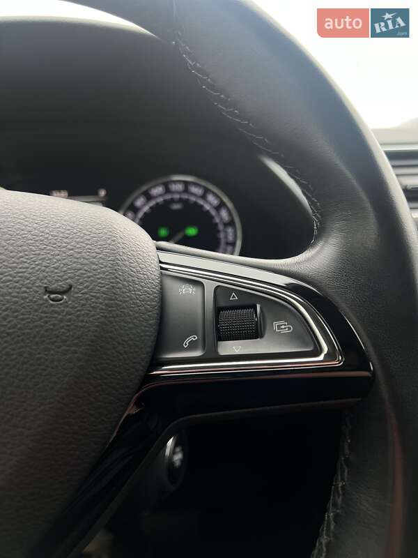 Универсал Skoda Superb 2017 в Ровно