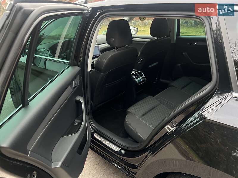 Универсал Skoda Superb 2017 в Ровно