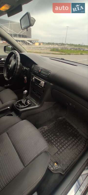 Ліфтбек Skoda Superb 2003 в Львові