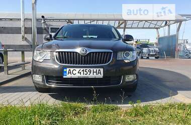 Универсал Skoda Superb 2010 в Луцке
