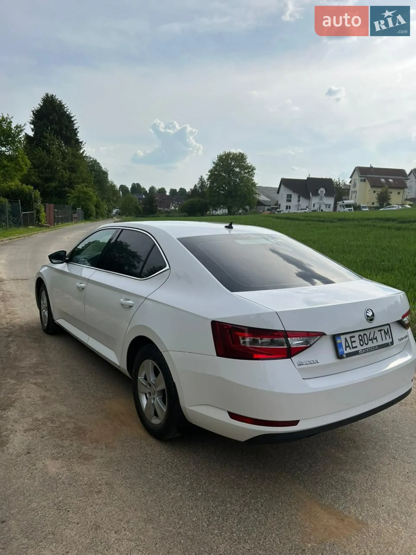 2019 Skoda Superb - мініатюра 9