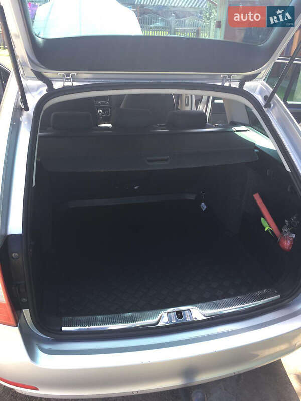 Універсал Skoda Superb 2012 в Стрию