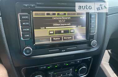 Лифтбек Skoda Superb 2014 в 