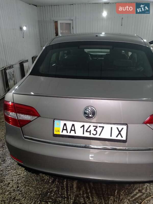Лифтбек Skoda Superb 2013 в Киеве