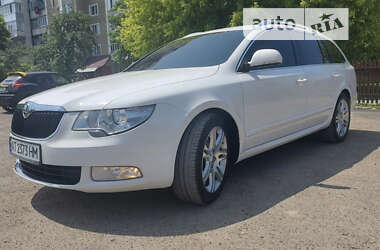 Универсал Skoda Superb 2011 в Ивано-Франковске