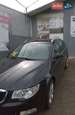 Универсал Skoda Superb 2010 в Голованевске