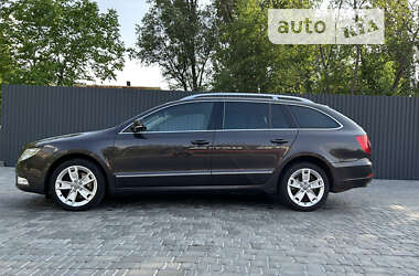 Универсал Skoda Superb 2010 в Кривом Роге