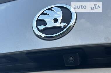 Лифтбек Skoda Superb 2014 в 